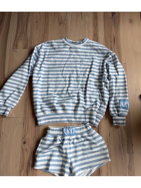 Striped Blue & White Crewneck Sweatshirt and Sweatshort